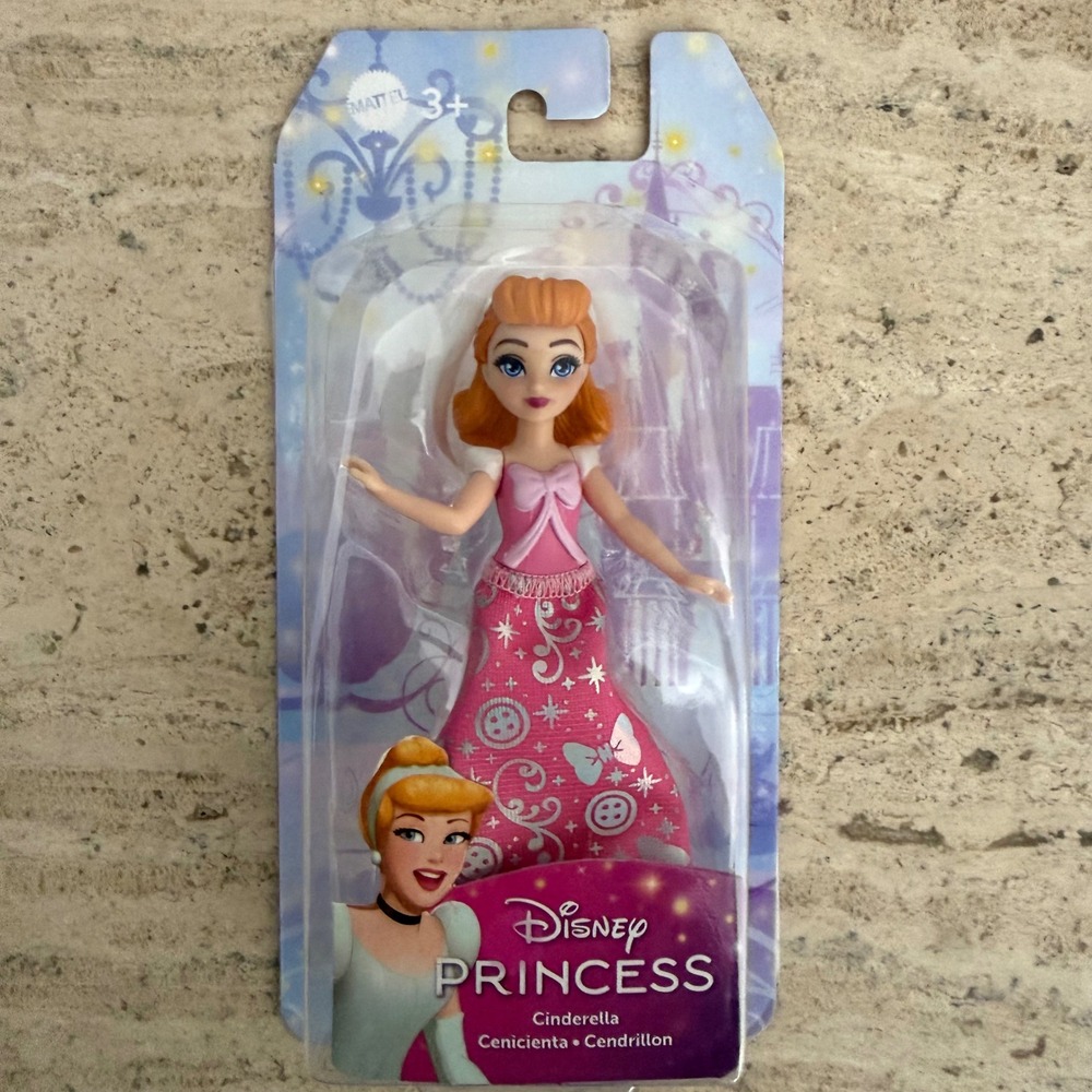 Disney Princess Cinderella small doll 3.5"